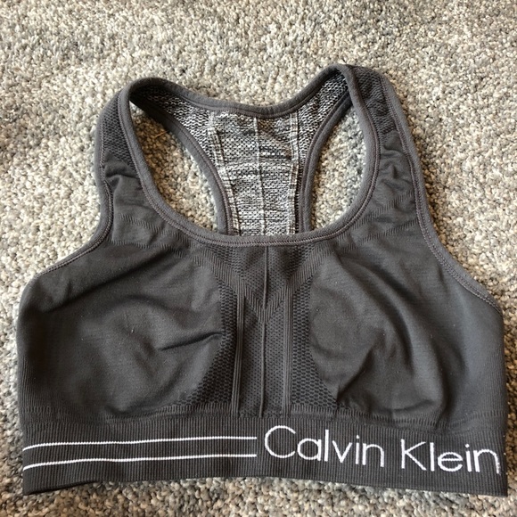 Calvin Klein Performance reversible Sports Bra - Picture 3 of 4